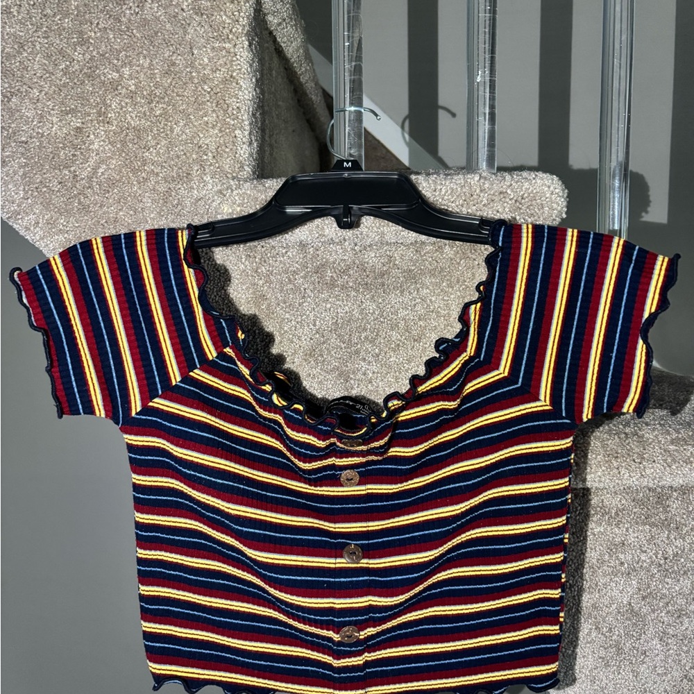 Stylish Striped Blouse With Buttons for Style